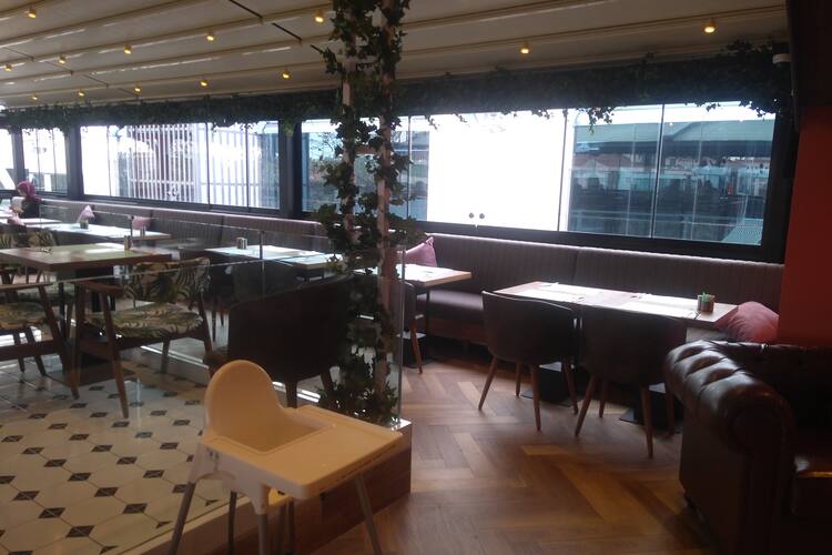 Bag Pastaneleri Altunizade Istanbul